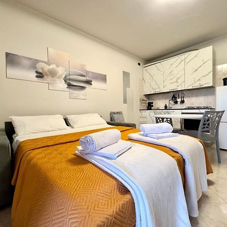 Dimora Nicola A Due Passi Dal Lago Sirmione Exteriér fotografie